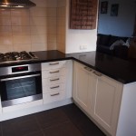 Keuken-plaatsen-eetbar-keukenkast